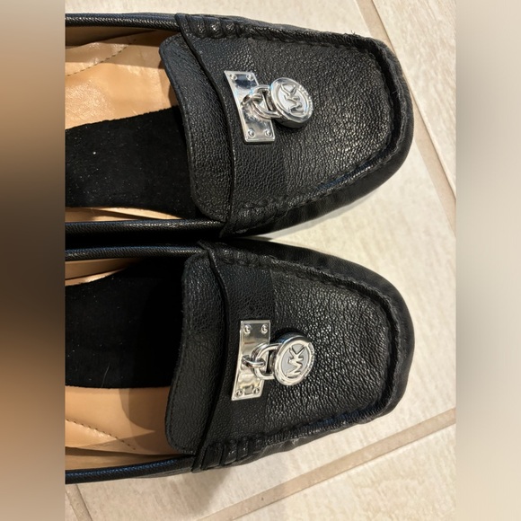 Black Michael Kors Flats - Picture 1 of 6